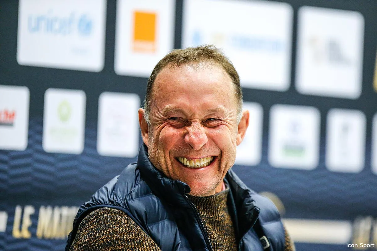pour jean pierre papin le probleme du psg n est pas sur le banc icon d1r9126 343569