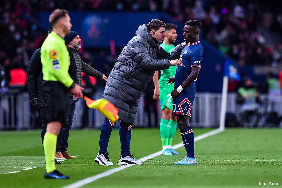 psg apres l affaire gueye paris au bord de la crise de nerfs icon bap 260222 93 164 341449