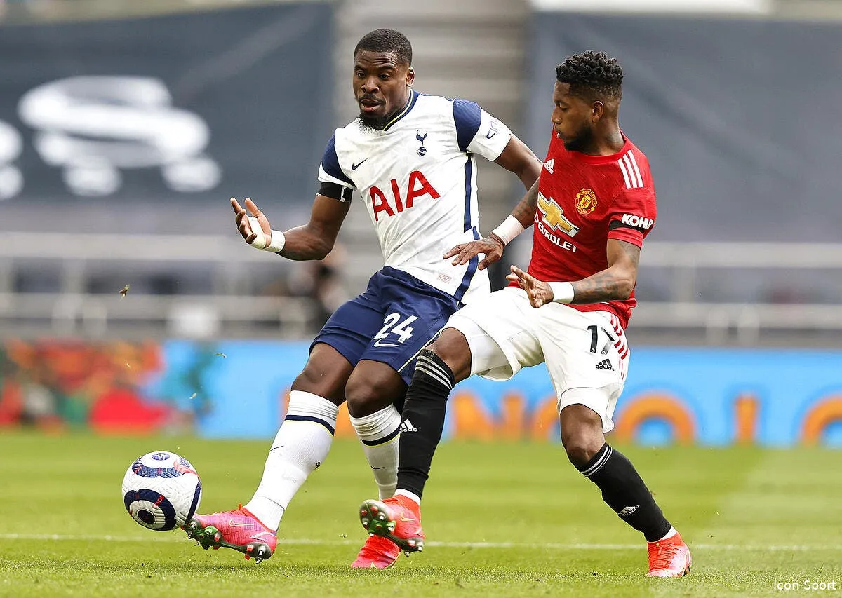 psg aurier impose a pochettino a paris icon 59131439 314433