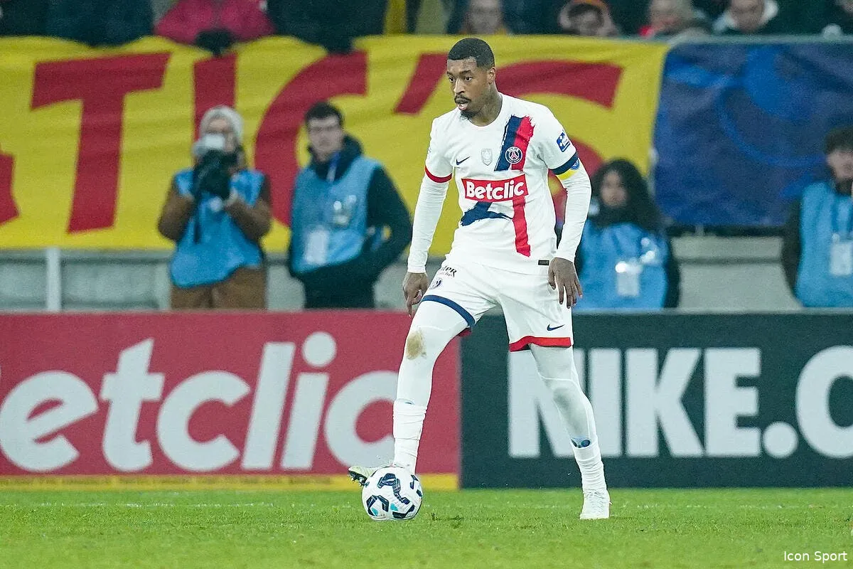 psg ce defenseur boycotte est impossible a virer iconsport 251380 0196 388174