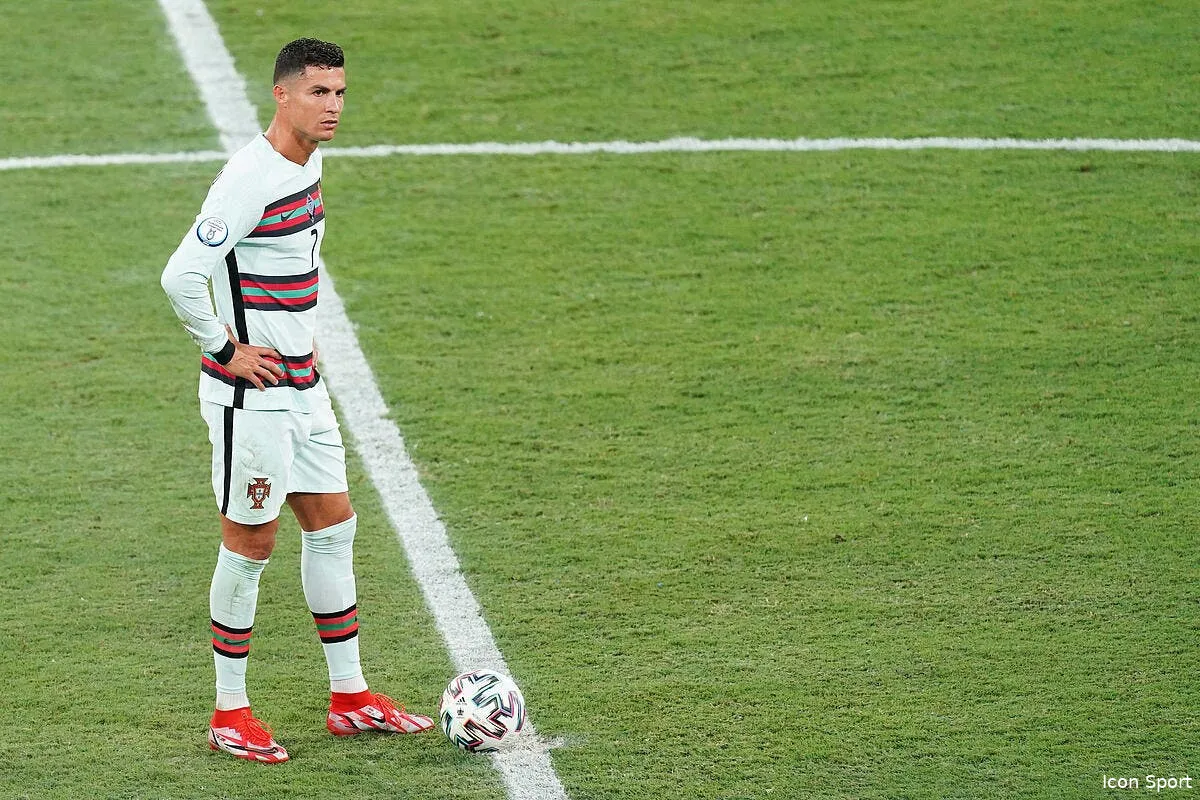 psg cristiano ronaldo a pris sa decision icon ps 210627 085 318253