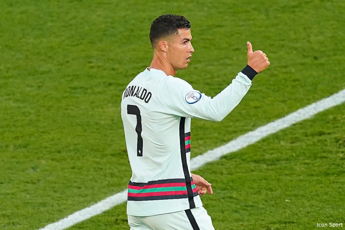 psg cristiano ronaldo attend l appel du qatar icon ps 210627 053 320547