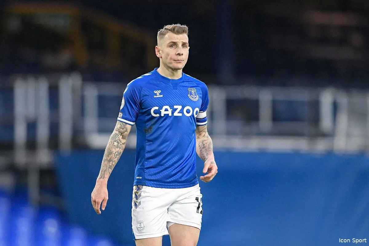 psg des lateraux indignes paris vise digne icon sipausa 32622194 311345