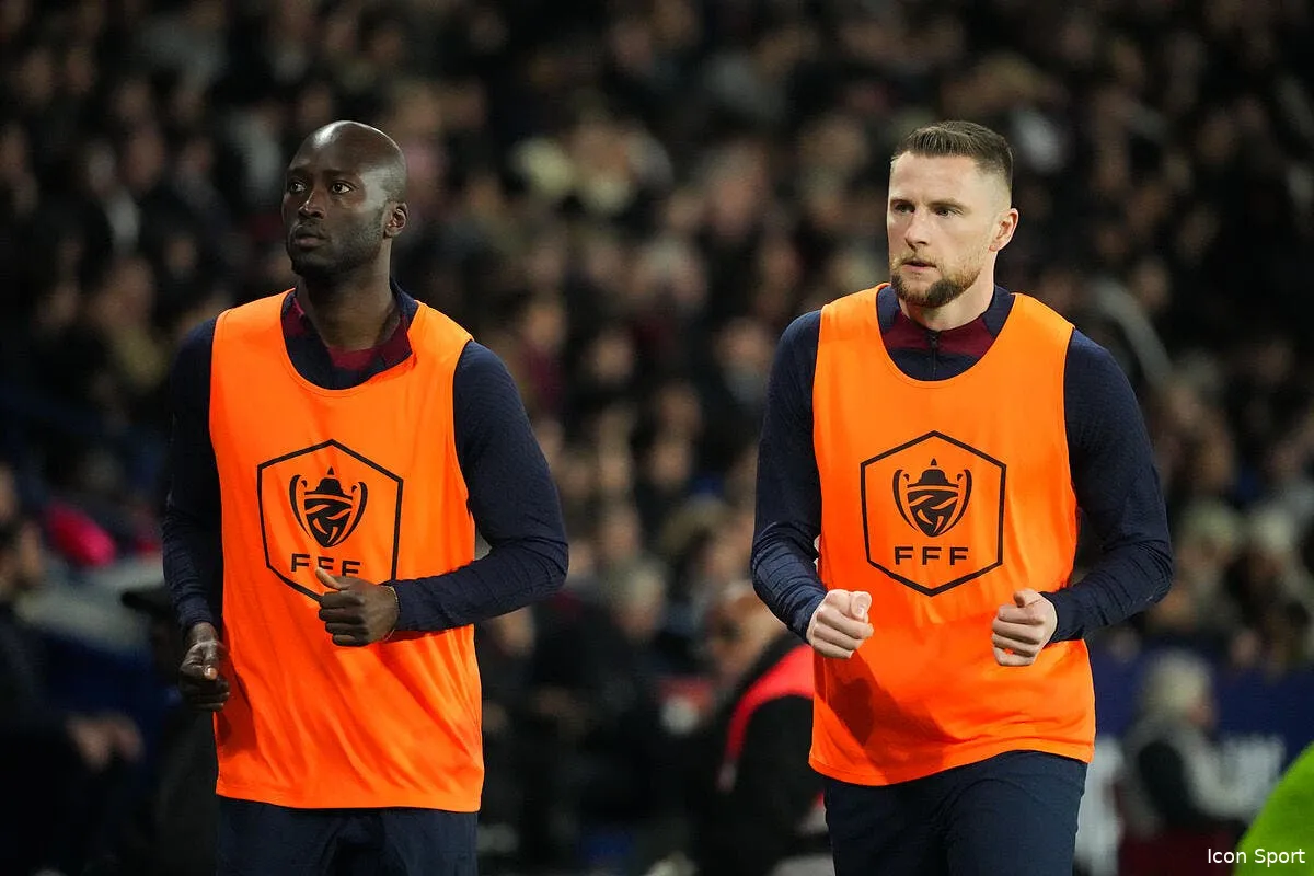 psg deux defenseurs vires en urgence par luis enrique iconsport 205499 0206 379662