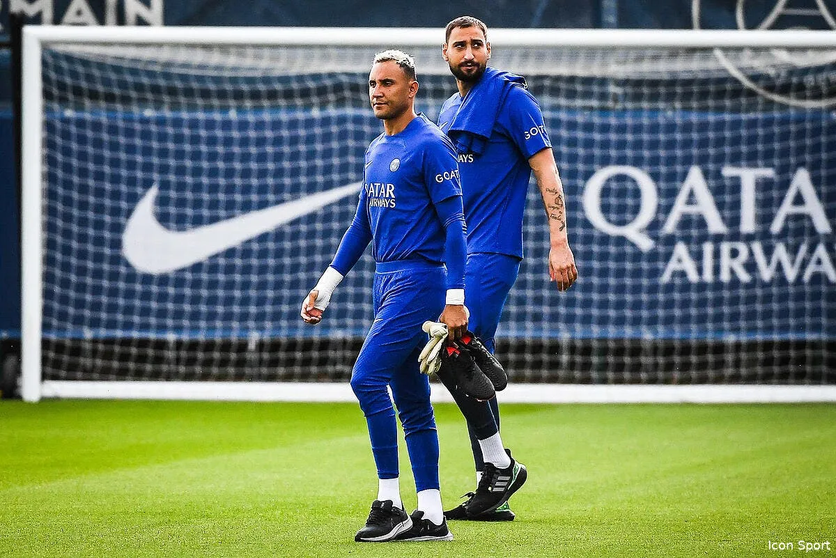 psg donnarumma a la ramasse il connait le responsable icon 650 psg20220905 9311 350847