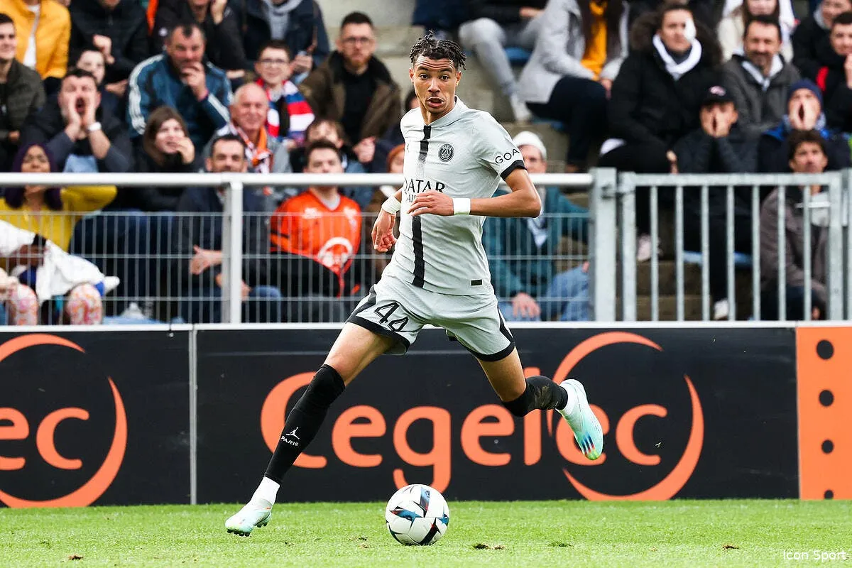 psg ekitike n est pas une arnaque c est promis jure icon glr60312 353284