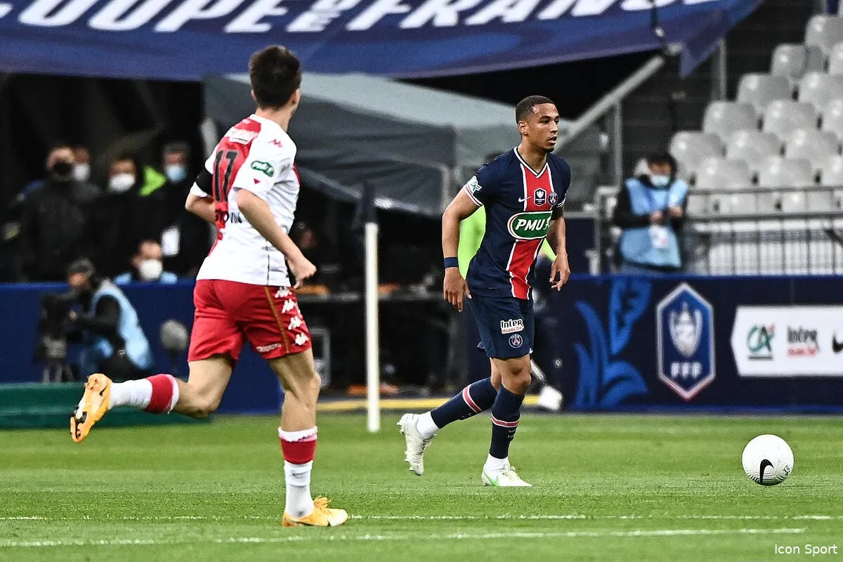 psg kehrer fait un carton ca sent le depart icon dib 190521 11 152 319057