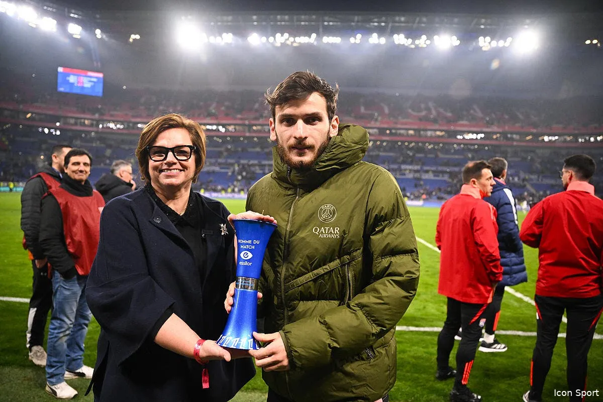 psg kvaratskhelia ca va devenir un cauchemar iconsport 253092 0293 388932