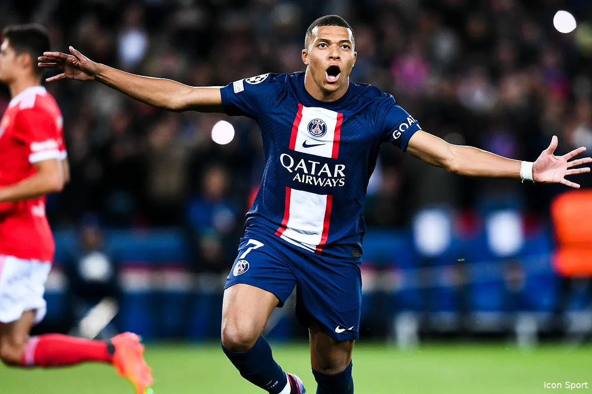 psg kylian mbappe provoque un scandale a liverpool icon pl5 0733 352374