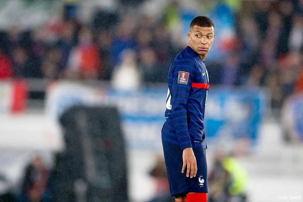 psg kylian mbappe soutien n 1 d aminata diallo a paris icon 004492 0102 328369