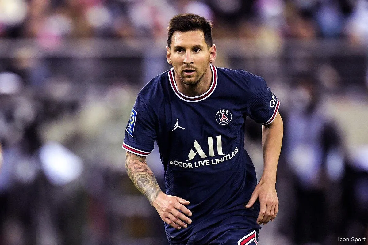 psg l argentine met paris en sueur avec messi icon 436567526 322821