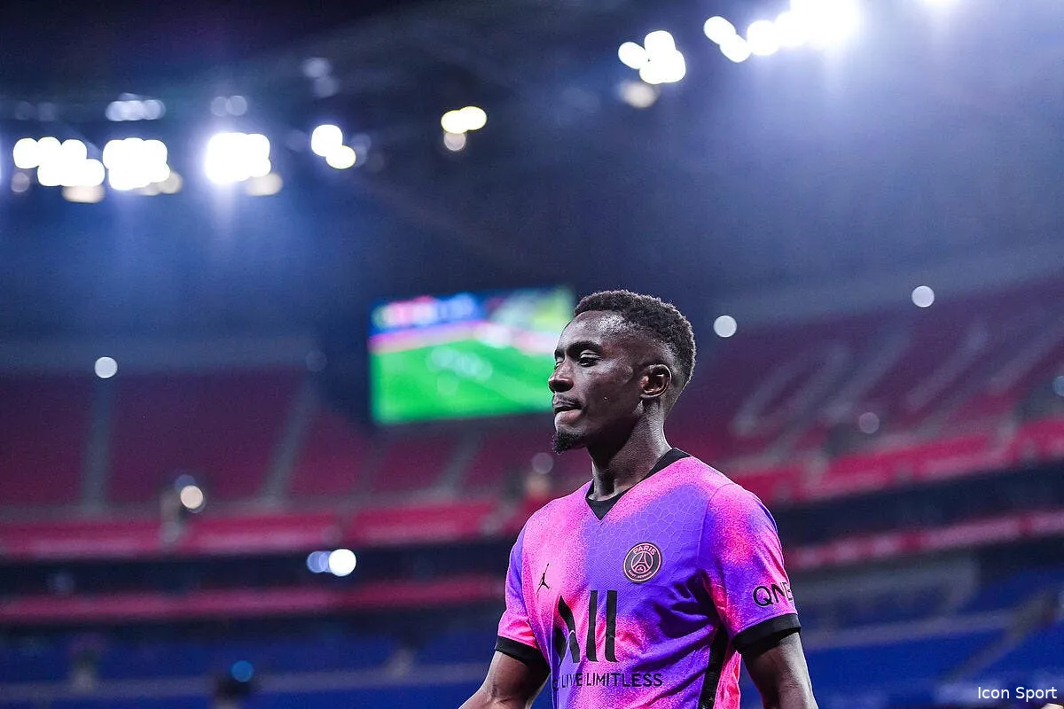 psg le gueye du real est de retour enfin icon bap 210321 93 293 311089