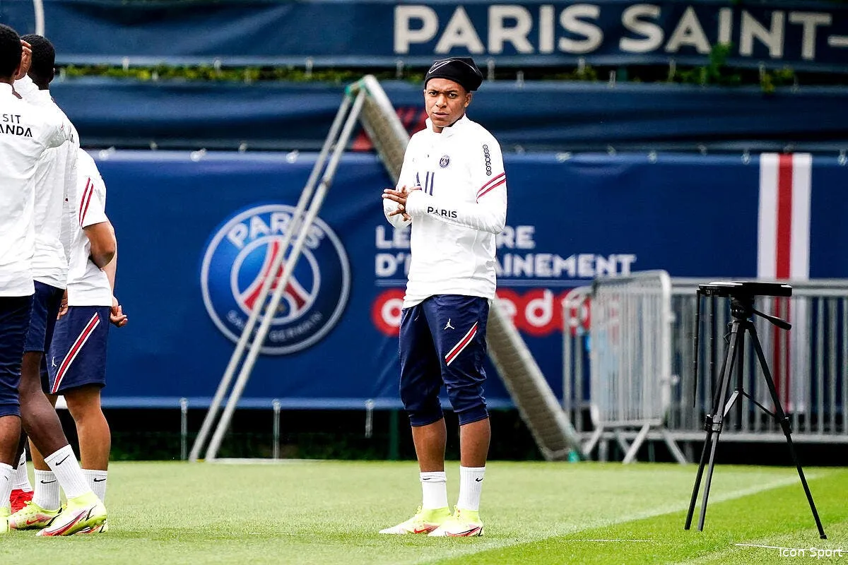 psg manchester united debarque aussi pour mbappe icon 19082021 pf12824 321801