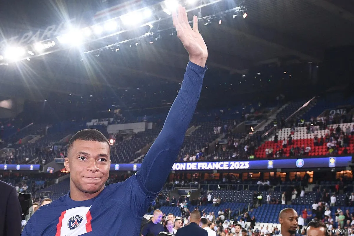 psg mbappe chambre dans les regles de l art au parc icon pl2 6673 361248