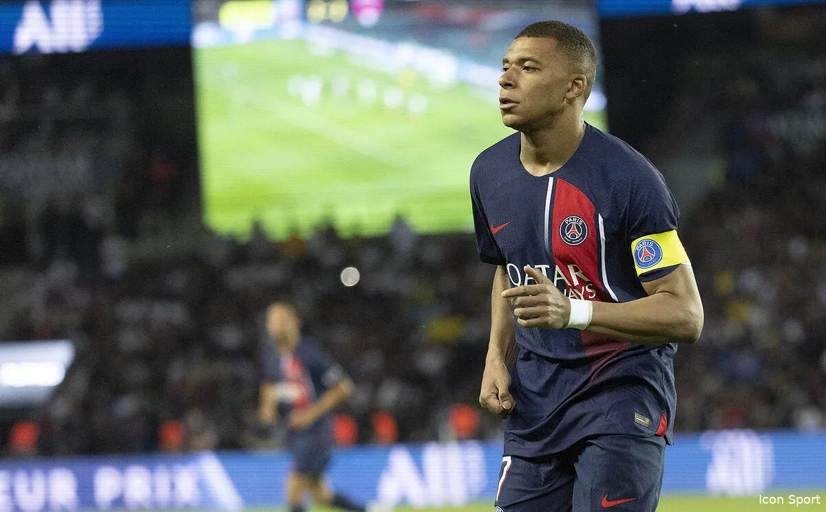 psg mbappe envoye sur le banc pendant un an icon 649 20230603 197a2029 361837
