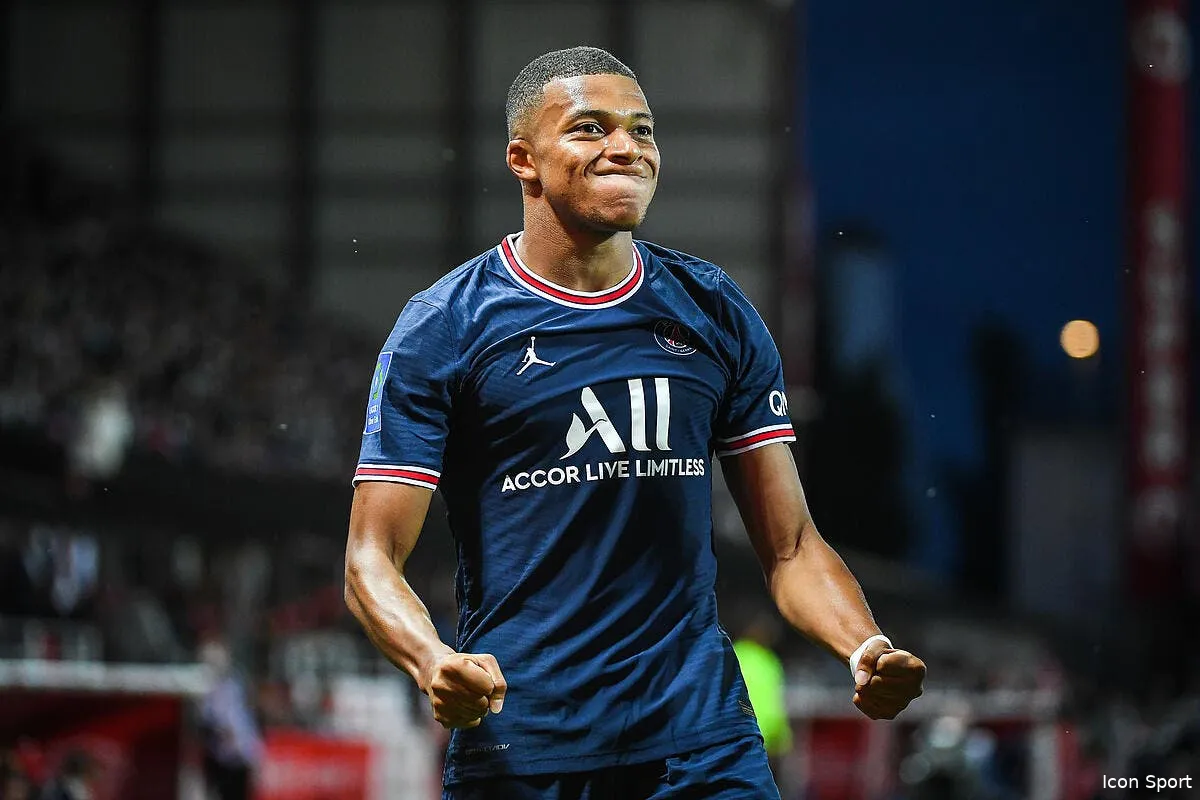 psg mbappe fait disjoncter benzema et le vestiaire du real icon mm1 2790 321853