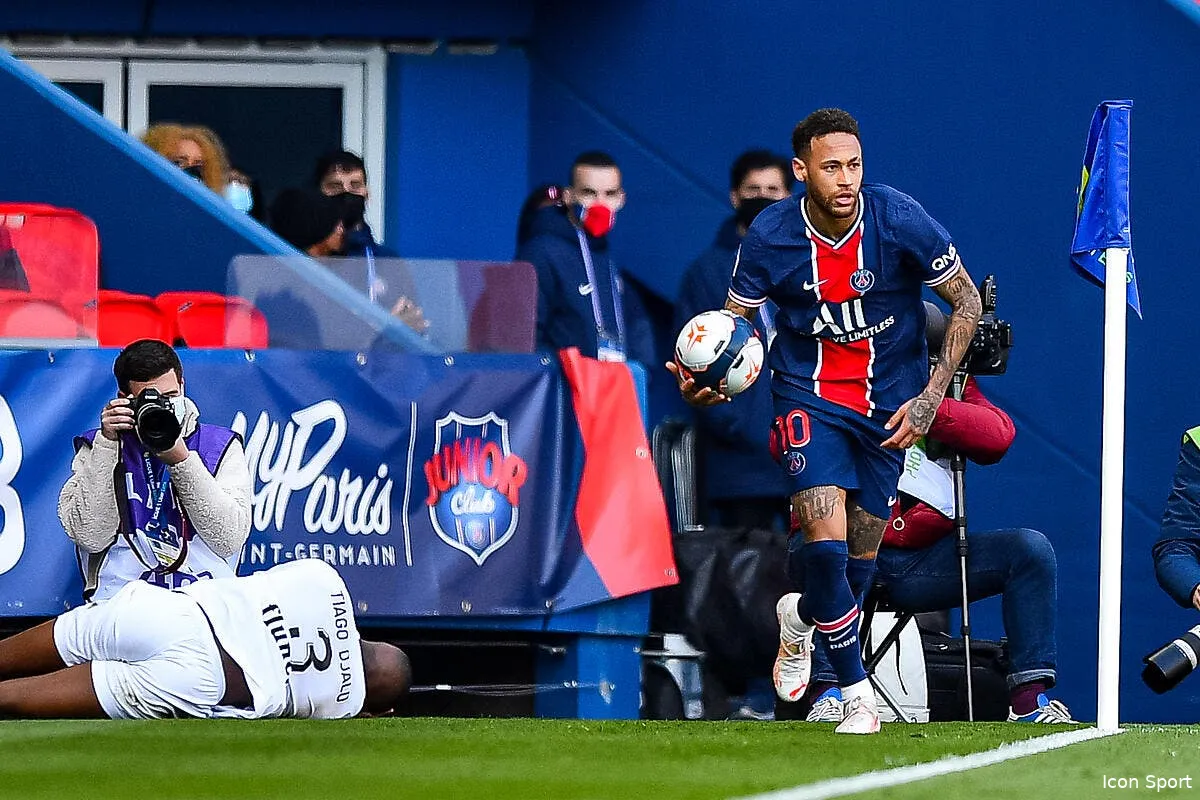 psg neymar epargne un enorme miracle icon bap 030421 93 248 310965