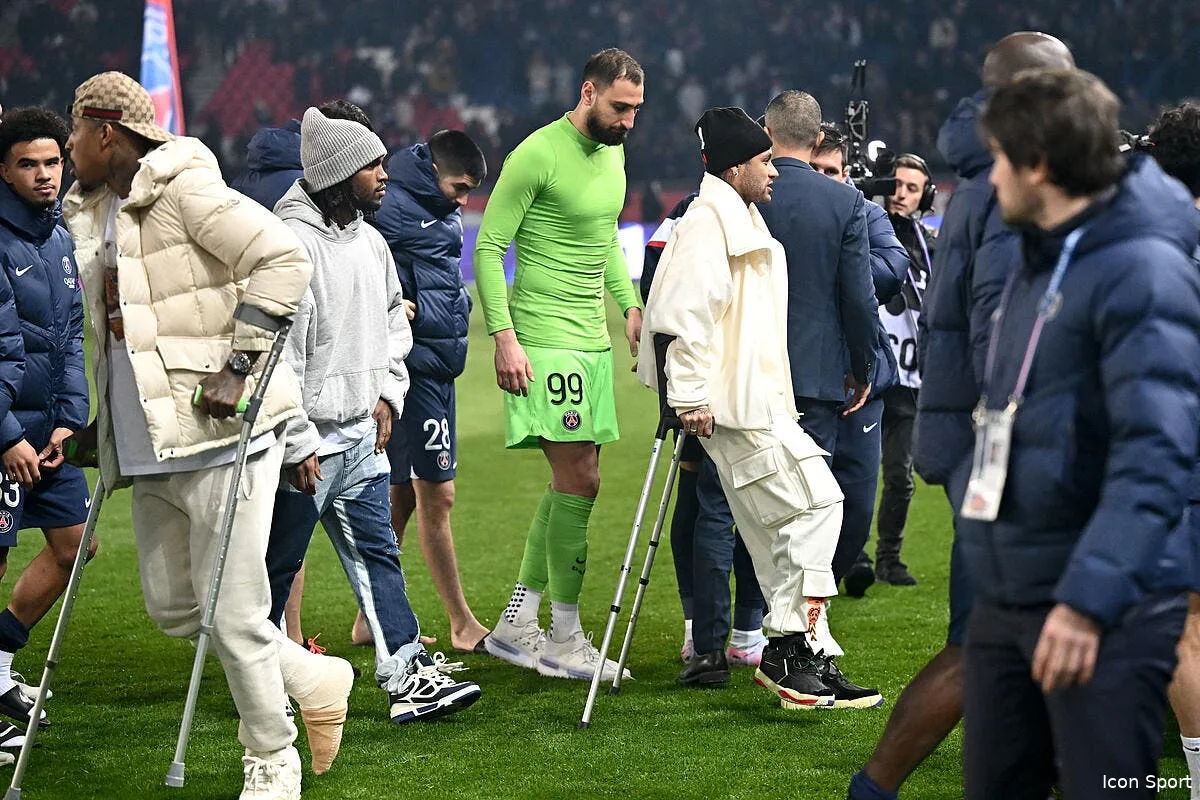 psg neymar frappe au sol par dugarry elle craque icon ab9 1428 357813