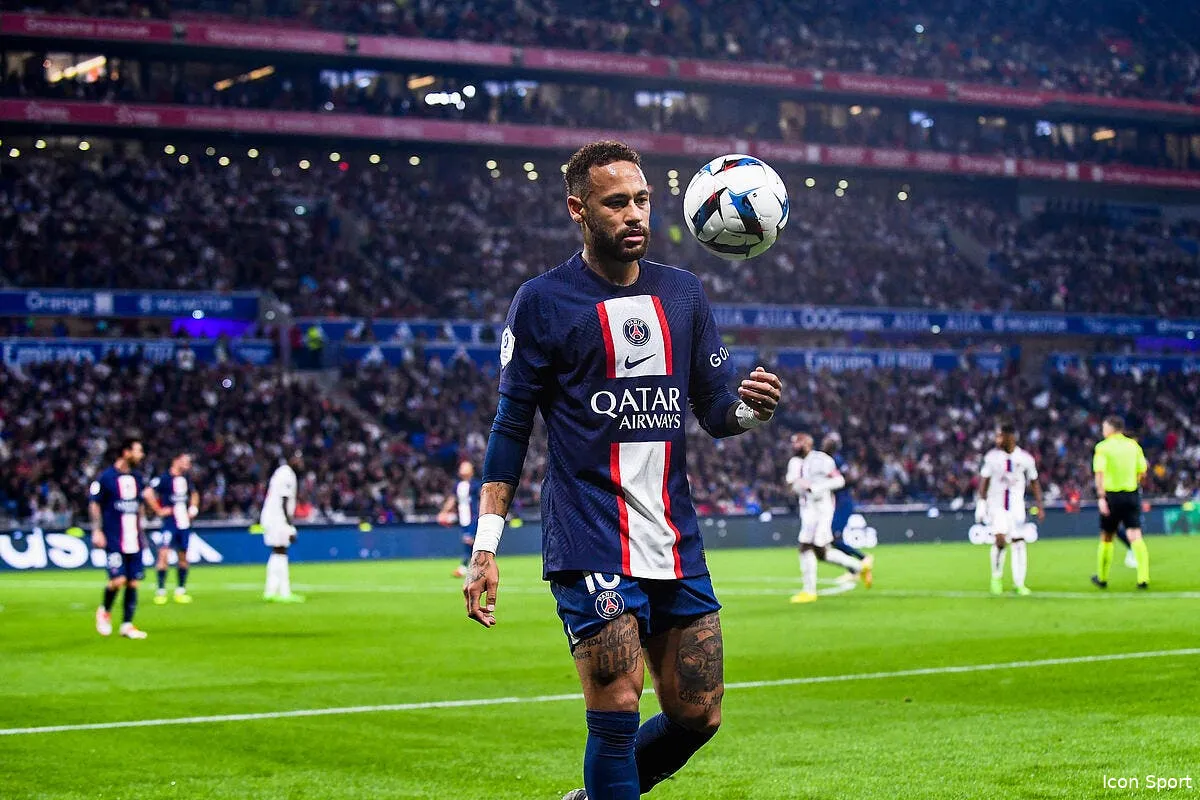 psg neymar meilleur que cristiano ronaldo le bresil ose icon pl2 4441 350947