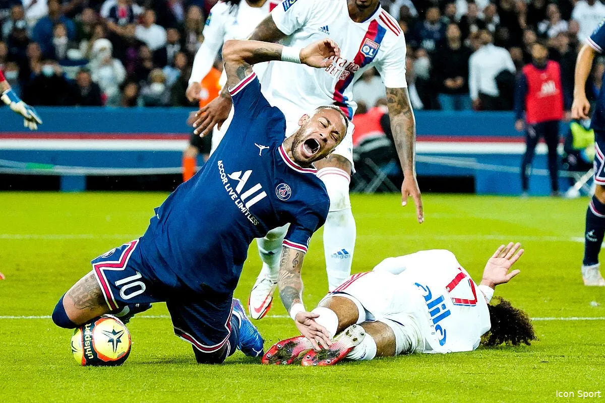 psg ol penalty sur neymar said ennjimi fait hurler lyon icon 19092021 pf14010 324107
