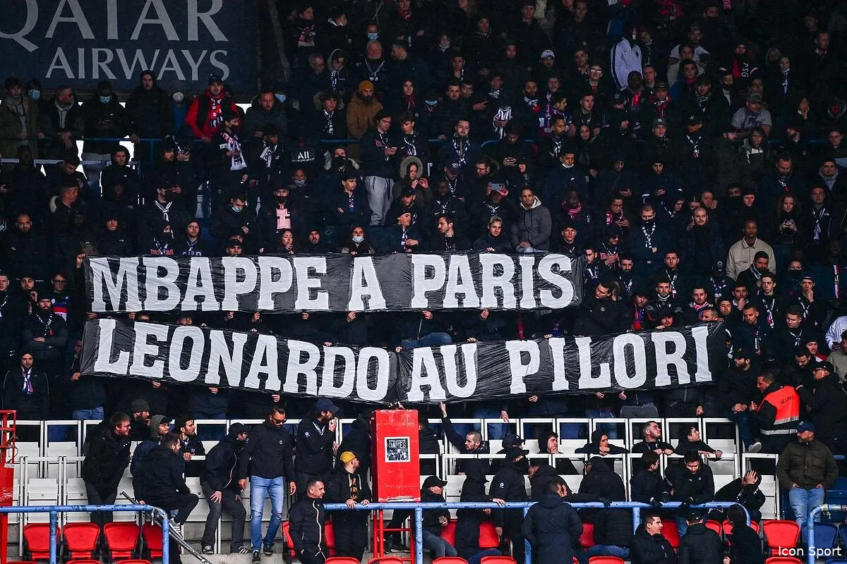 psg om les ultras font un bras d honneur a pochettino et mbappe icon dib 130322 10 31 338753