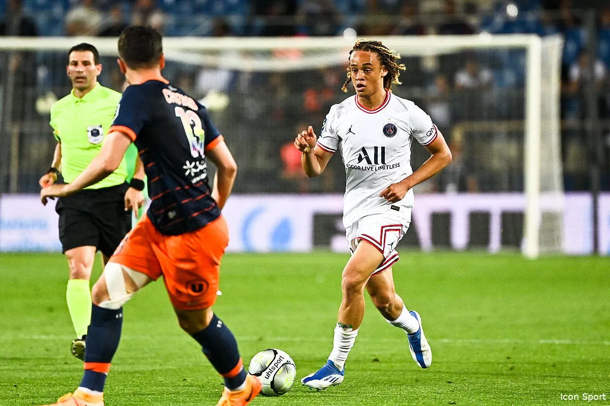 psg ou psv pour simons les deux monsieur icon adi 9346 344207