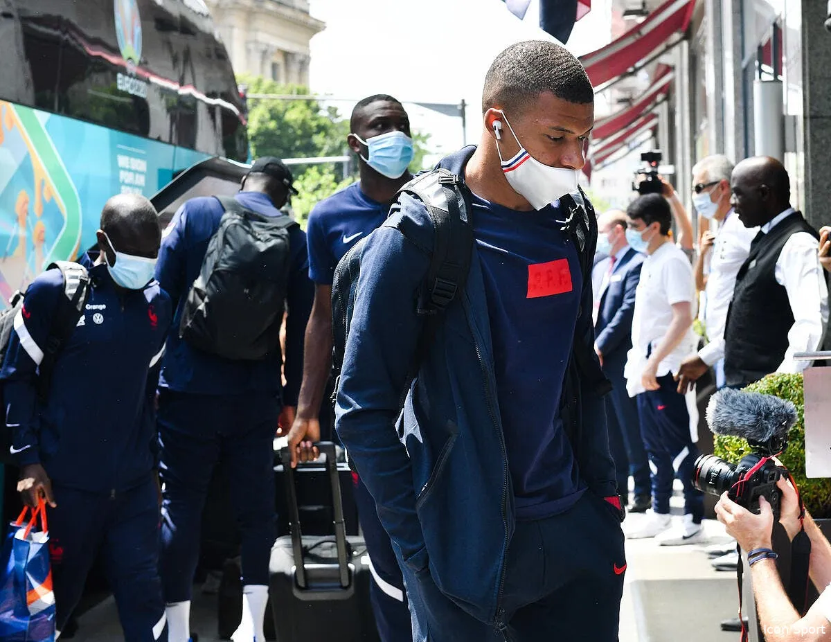 psg paris arrose le clan mbappe le real resigne icon 604 frarho20210625 006 317677