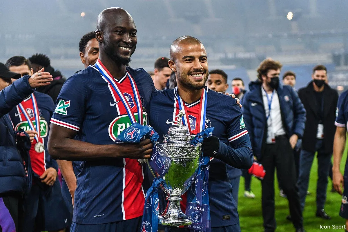 psg porto devoile les dessous de l option d achat de danilo icon dib 190521 11 125 314689