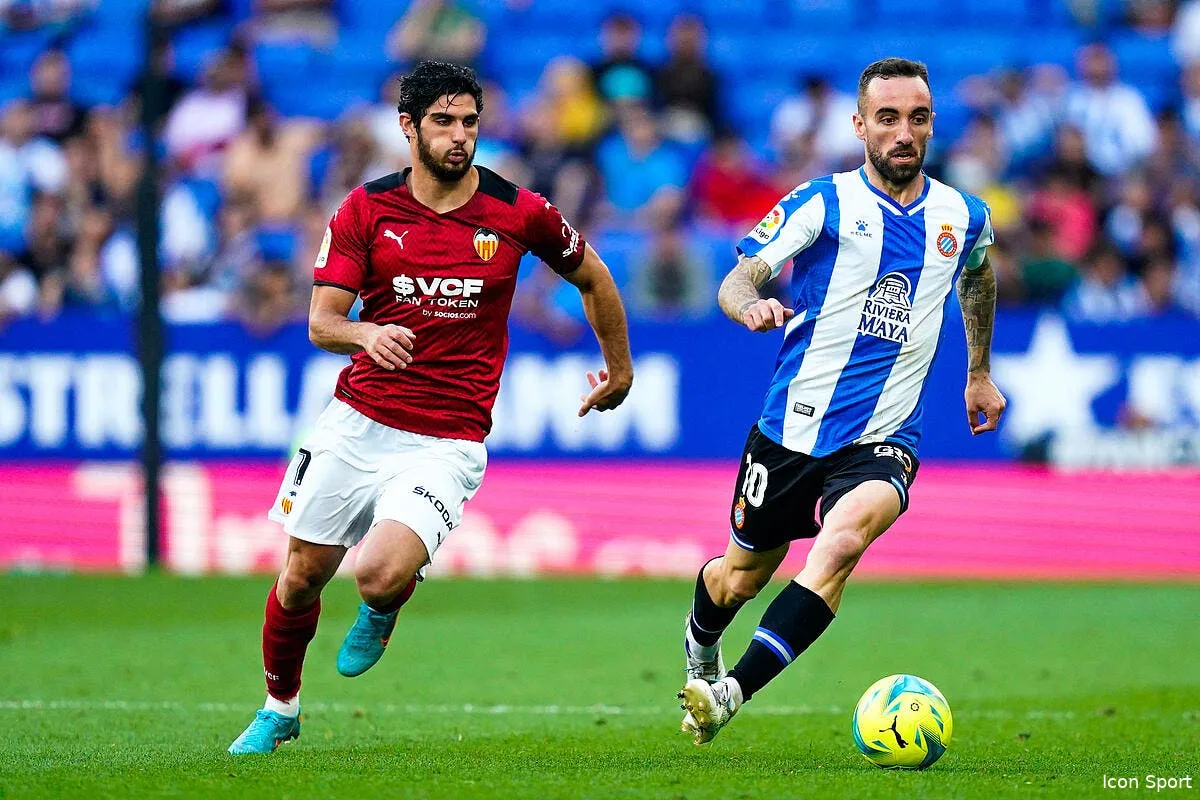 psg qsi proche de s installer a barcelone icon ps 220514 033 345507