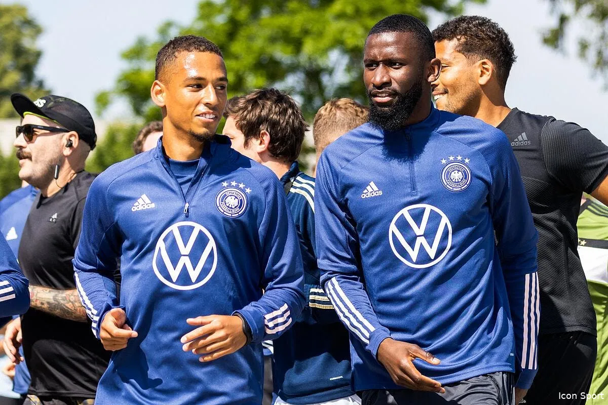 psg west ham panique et pose 20 me sur kehrer icon 220531 99 495546 dpai 348061