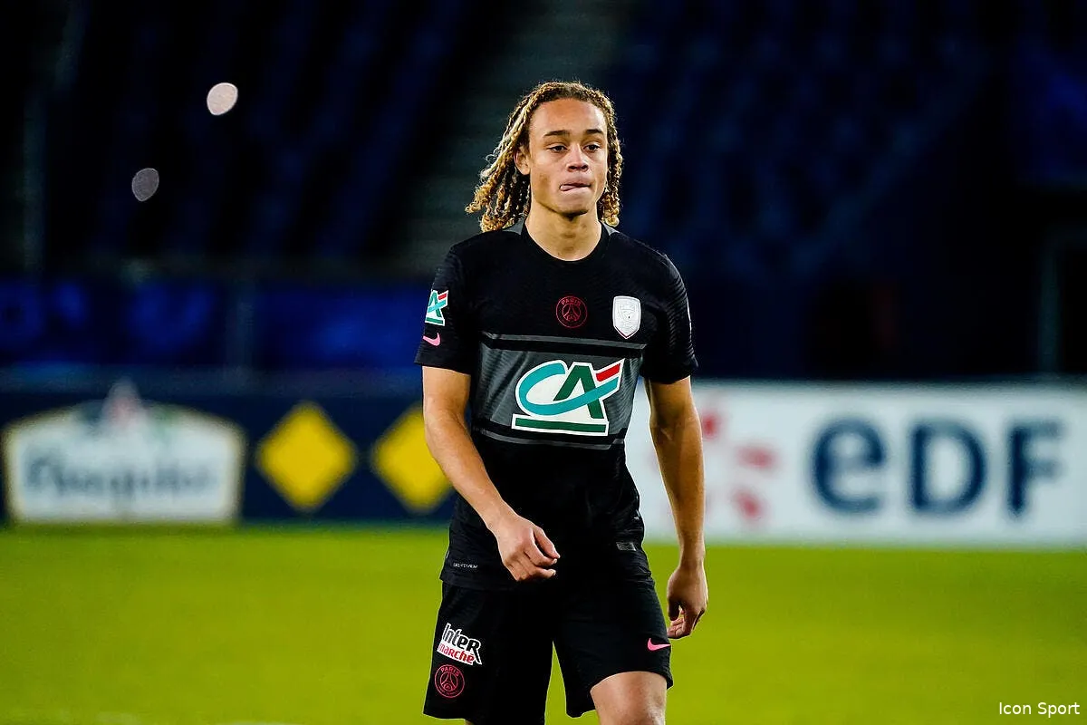 psg xavi simons trahi par les stars le gros scandale icon 01022022 pf10349 333779