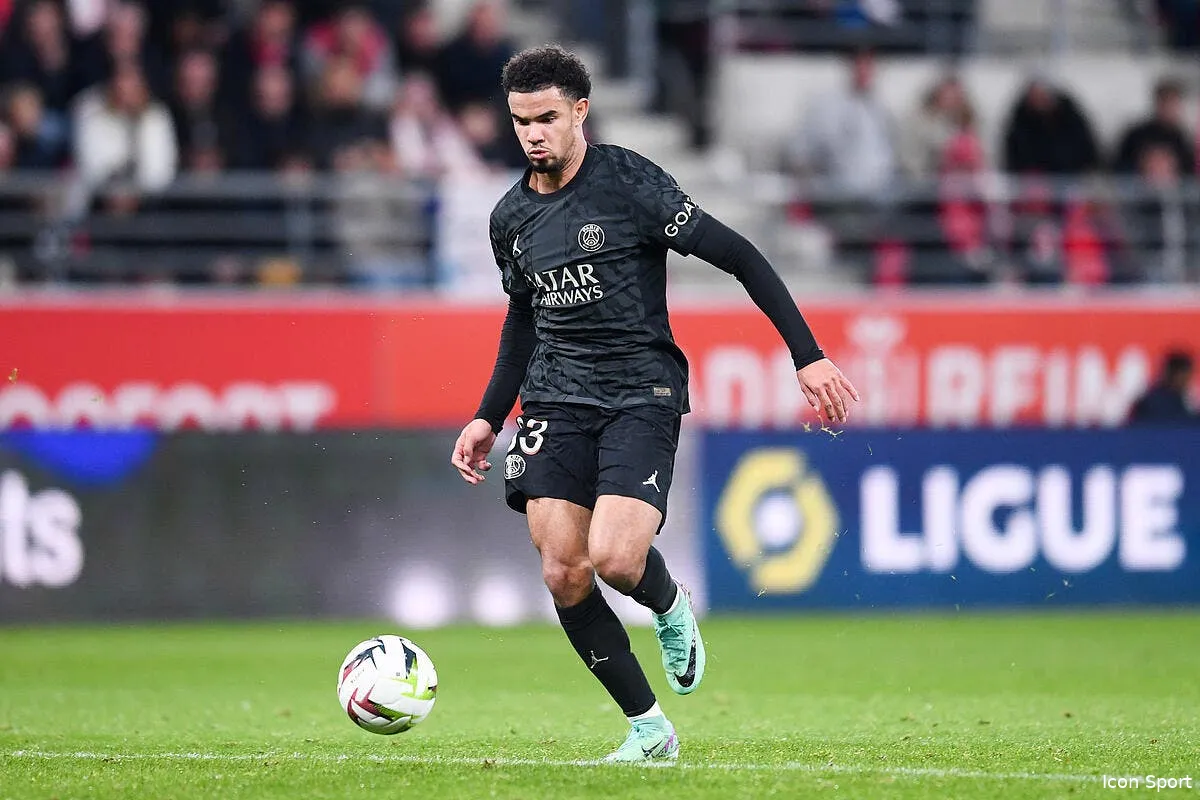 psg zaire emery et marquinhos dans le groupe contre nantes icon pl5 1840 369015