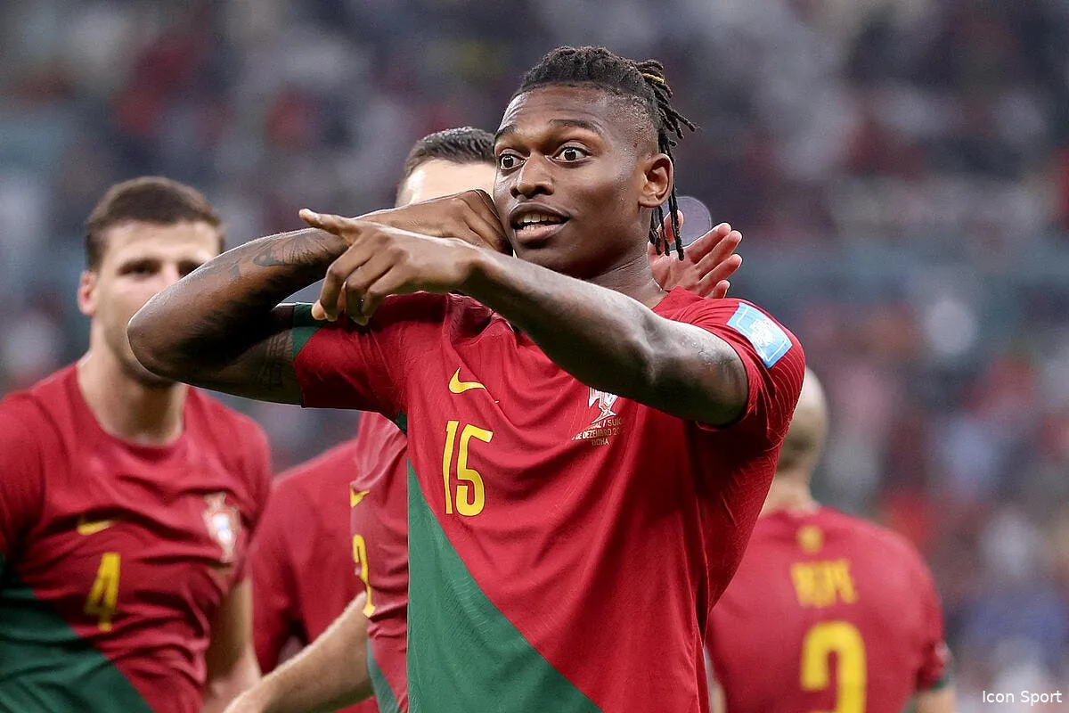 rafael leao successeur de messi le psg a l attaque icon 221206 pxl por vs sui85 354404