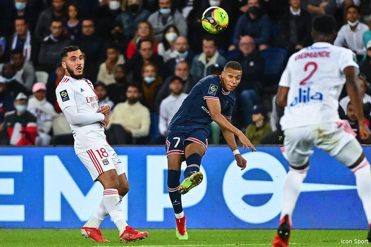 rayan cherki au psg mbappe prend position icon dib 190921 10 86 356228