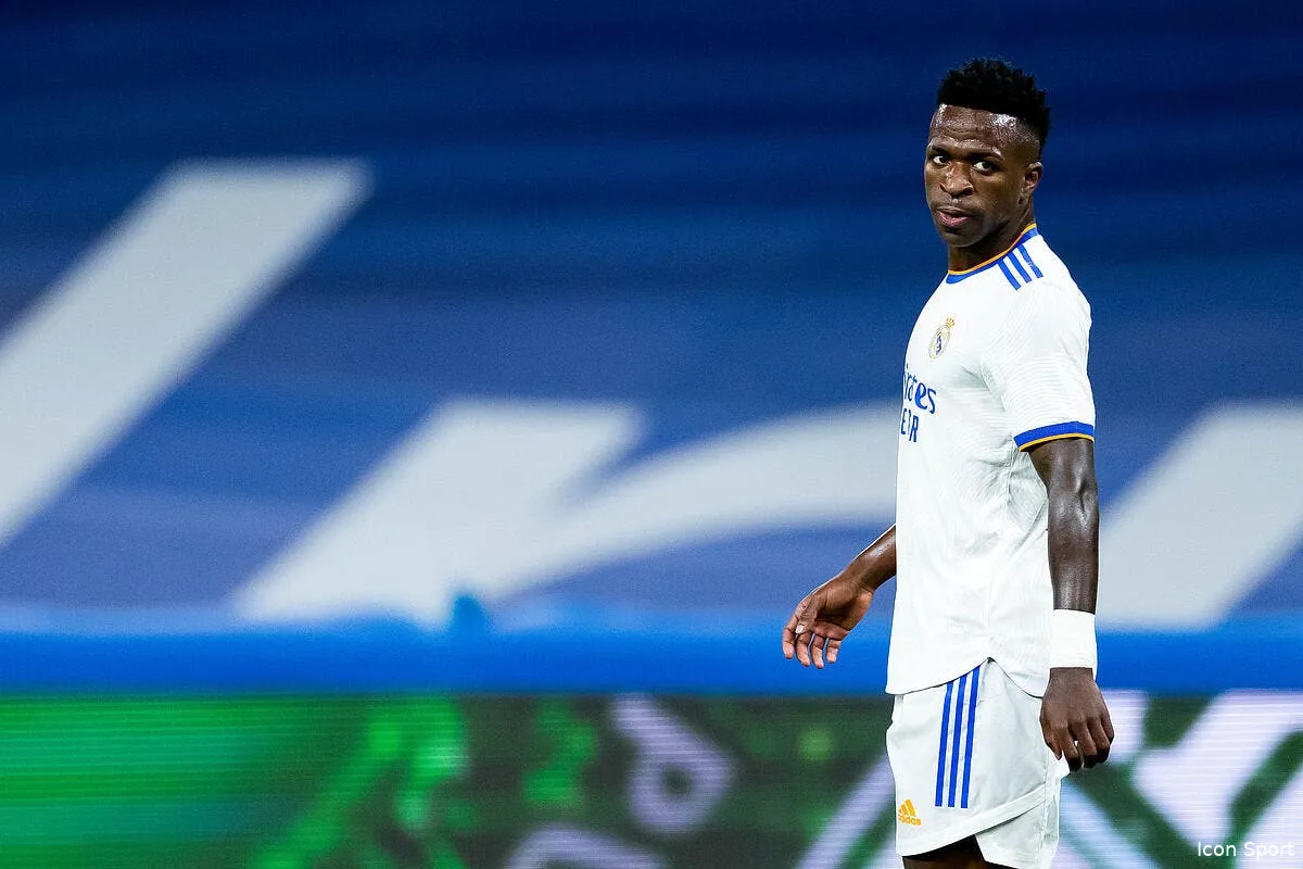 real vinicius pro barca il s extirpe de la polemique icon 071 rmasha20211103 044 328665