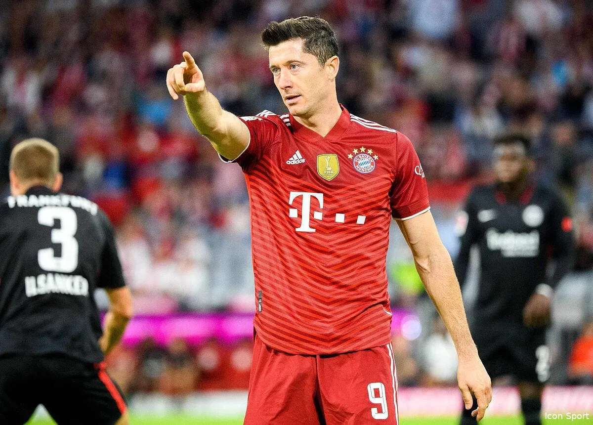 robert lewandowski est encore jeune pini zahavi le vend au psg icon 211003 99 466511 dpai 325799
