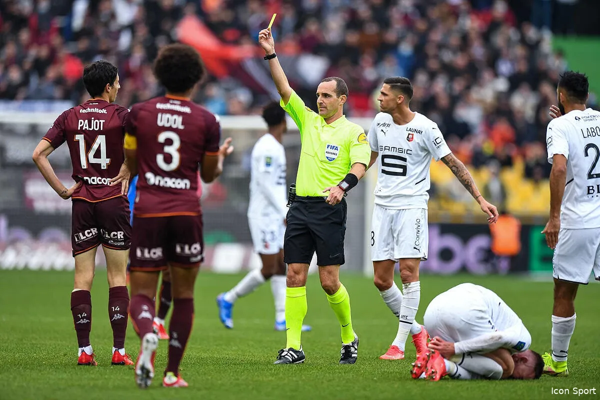 robots cowboys les arbitres de ligue 1 dezingues icon bap 171021 93 144 326051