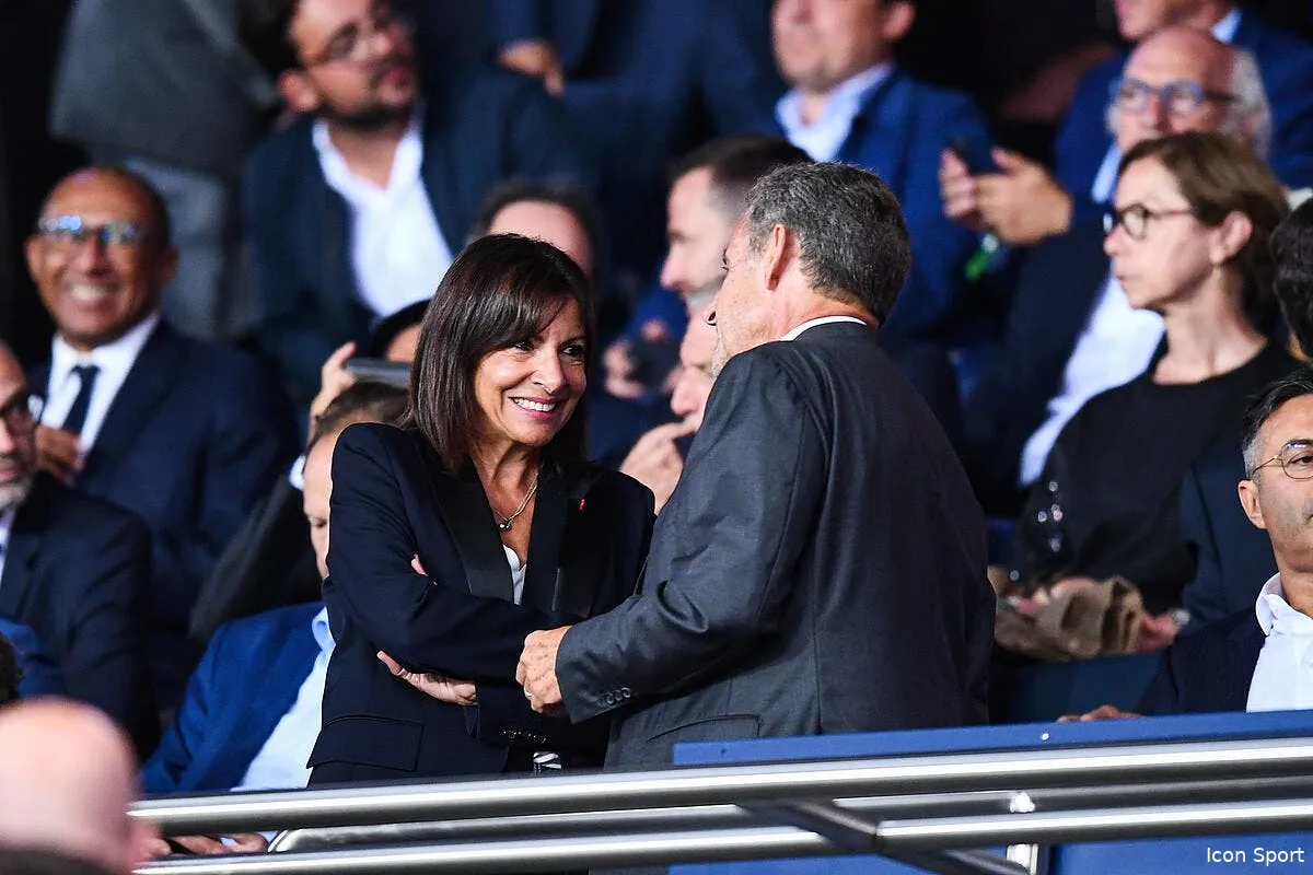 rothen tacle anne hidalgo fausse amie du psg icon pl5 0128 354125