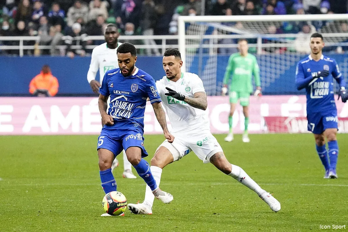 saint etienne enchaine a troyes match nul fou entre metz et bordeaux icon dsc8608 328535
