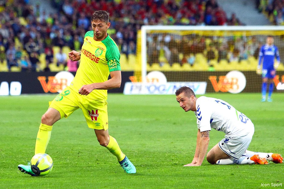 sala cardiff accuse nantes c est lunaire icon cos 190518 08 52 339875