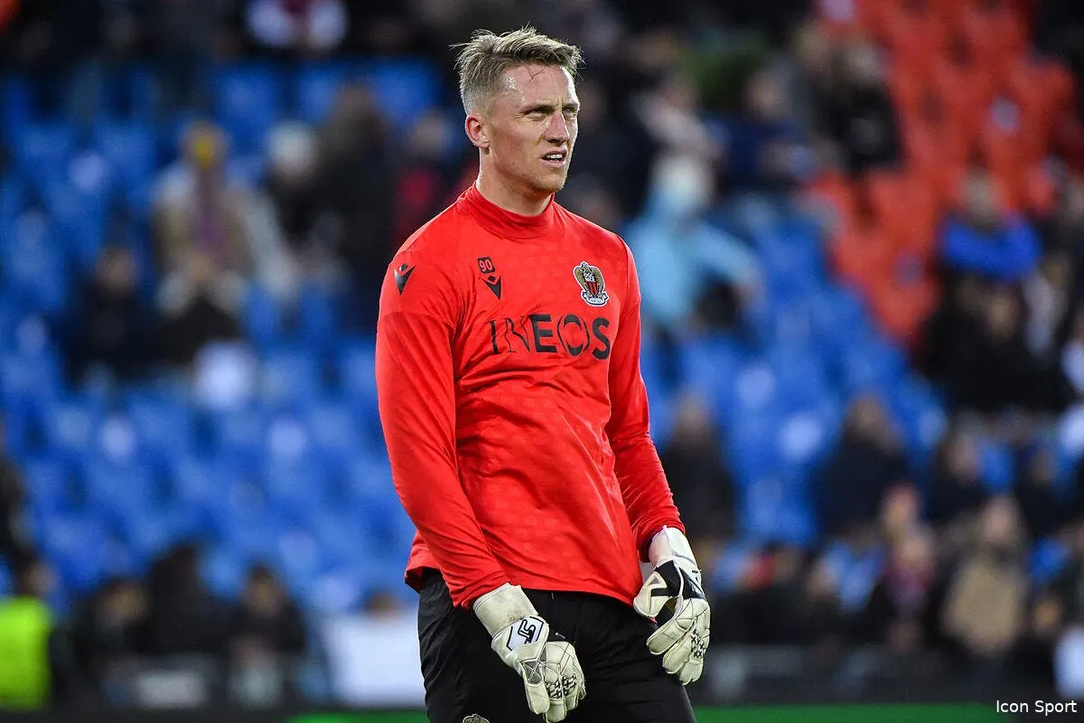 sergio rico hospitalise le psg reprend contact avec un ex icon 13042023 arl 1112 362370