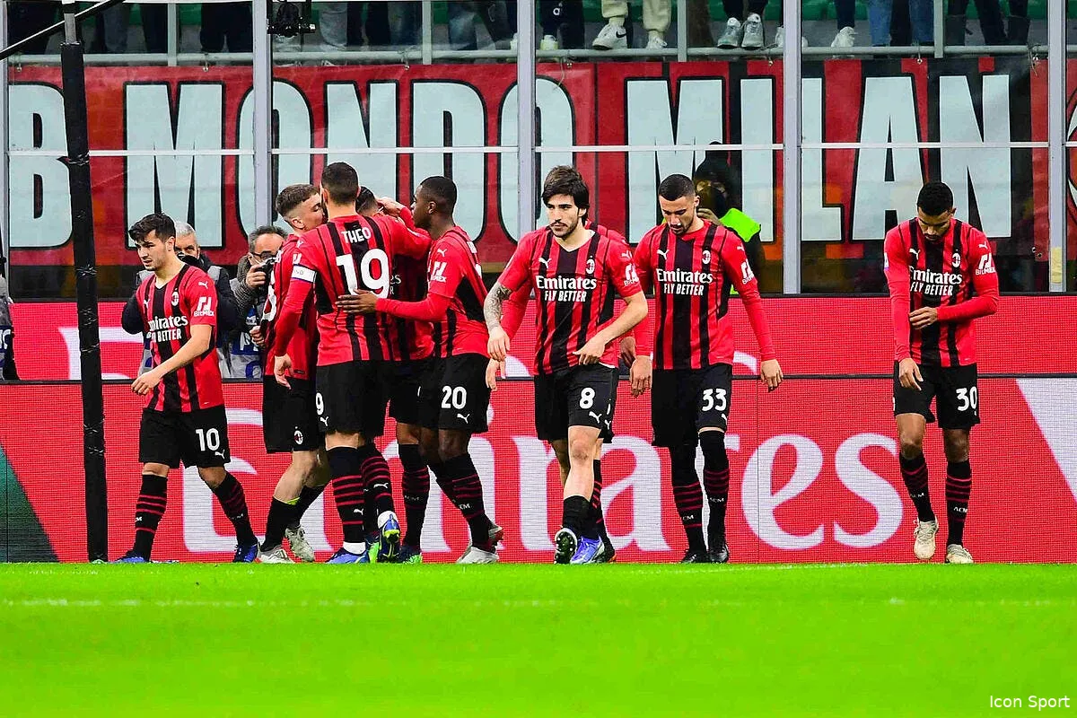 serie a giroud en mode roi mage a milan icon 018880 0005 331873