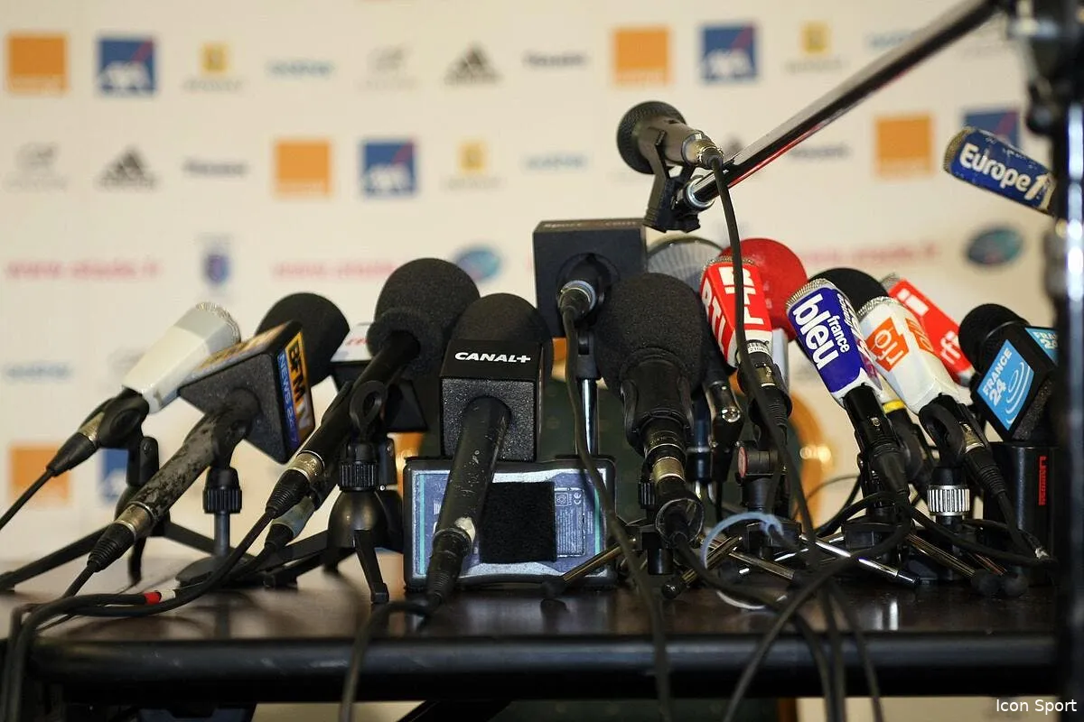 sexisme les sanctions tombent a radio france icon per 271009 33 33 326967