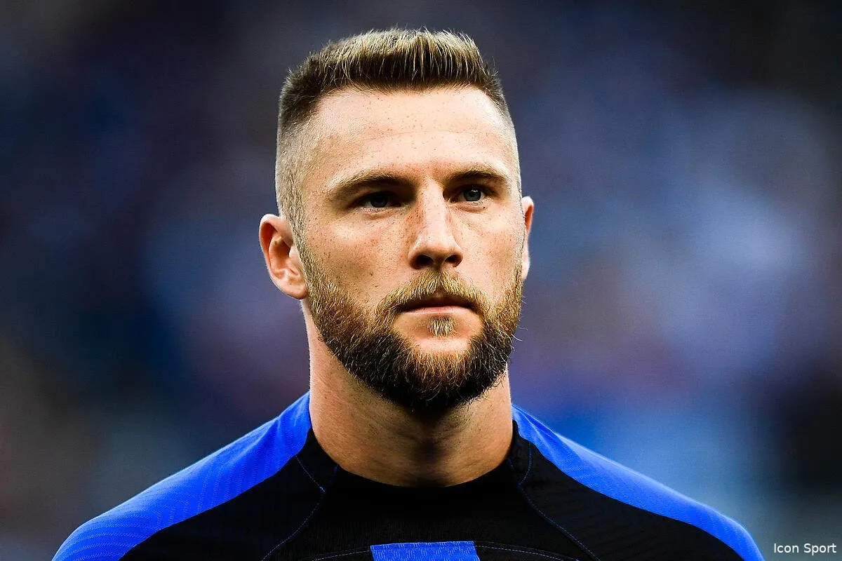 skriniar snobe le psg et avance avec l inter icon sipausa 41426313 350347