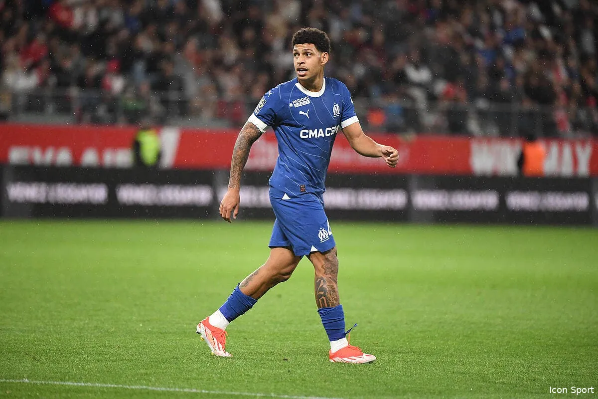 surprise a l om luis henrique va prolonger 3 ans iconsport 223182 0225 378506