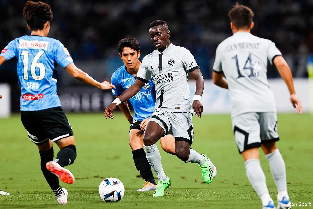 surprise au psg gueye parti pour rester icon 1at2412 347013