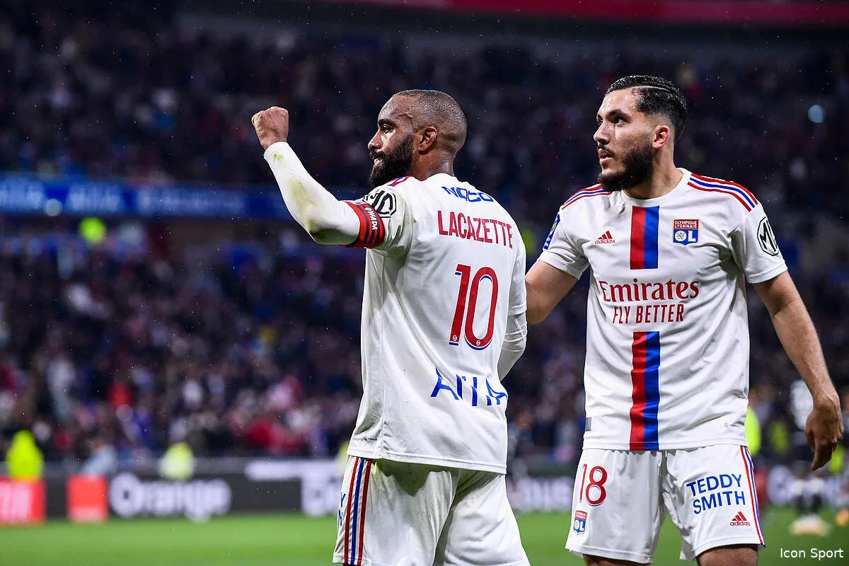 surprise totale l om veut deux joueurs de l ol icon pl2 9798 1 368343