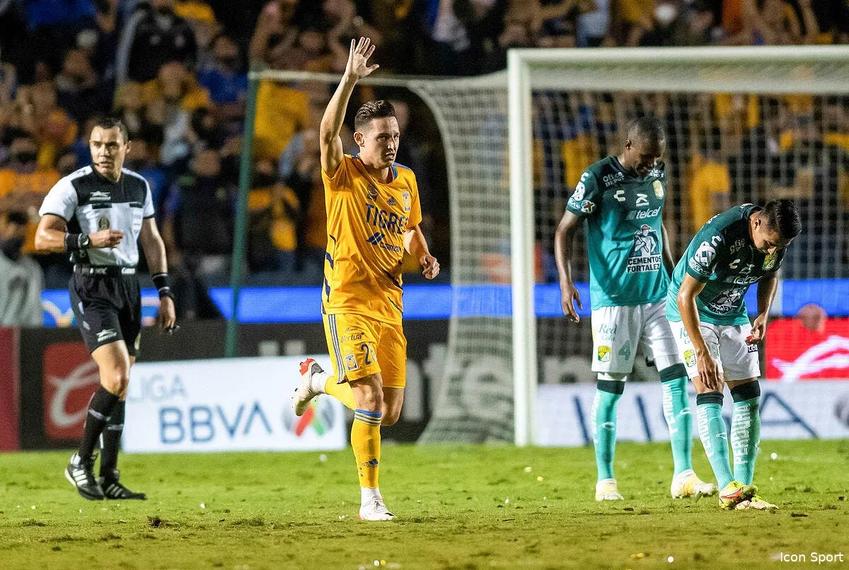 thauvin a l ol le transfert fou capote par gignac icon 009726 0011 335443