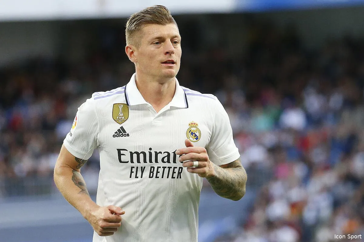 toni kroos gene par le choix d un crack piste par le real icon ps 230402 040 364545
