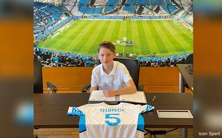 trahi par l om son contrat est dechire sous son nez tc7c3b6tyjcflaonlk46xvayay 362567